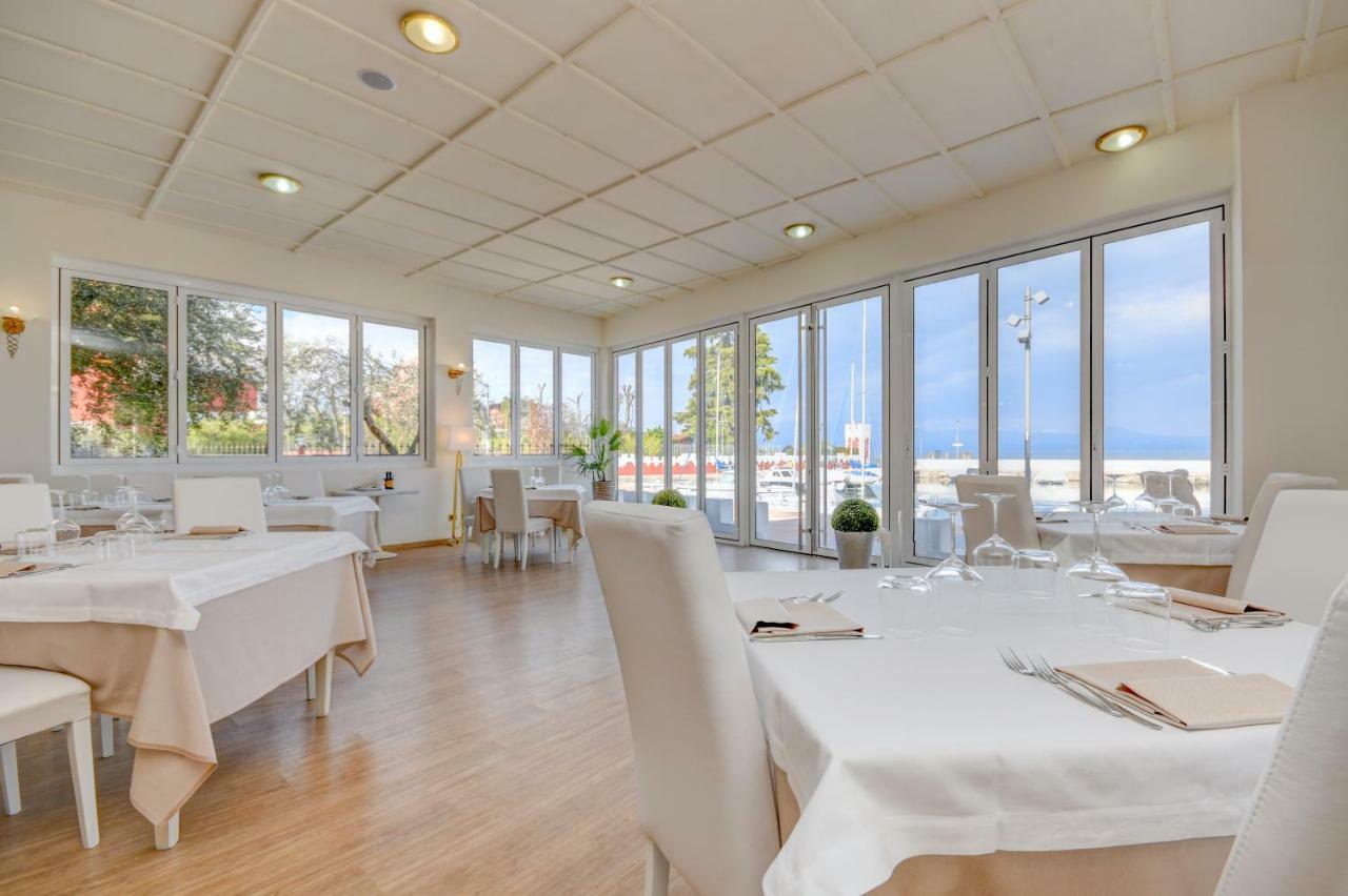 פאדנג'ה סול גארדה Hotel Villa Garuti מראה חיצוני תמונה
